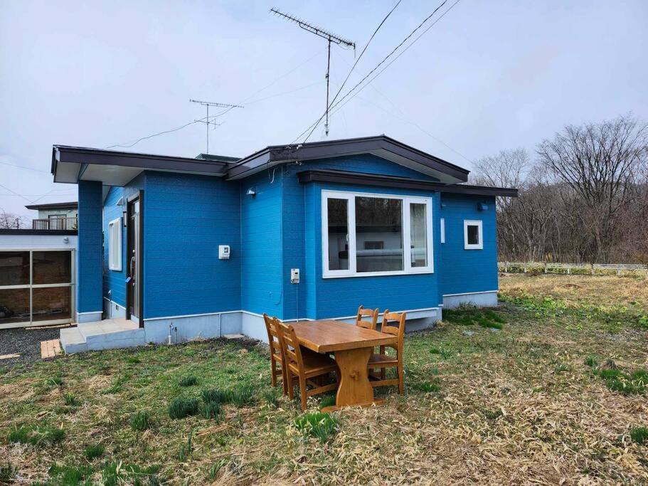 蒼い家温泉付貸別荘cozy Blue House Onsen Hot Spring Shiraoi Dış mekan fotoğraf